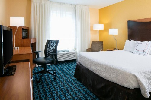 Fairfield Inn & Suites Kansas City Airport - image 35
