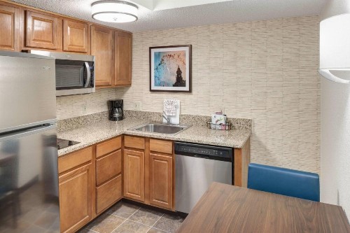 Residence Inn Kansas City Country Club Plaza - image 11