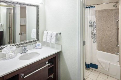 Residence Inn Kansas City Country Club Plaza - image 20