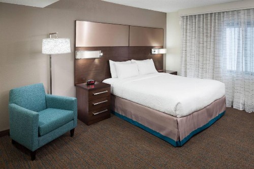 Residence Inn Kansas City Country Club Plaza - image 4