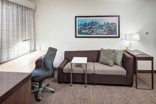 Residence Inn Kansas City Country Club Plaza - image 7