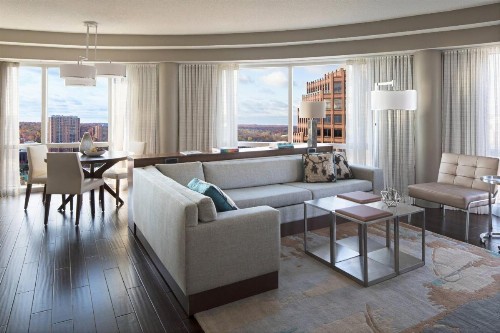 Kansas City Marriott Country Club Plaza - image 18