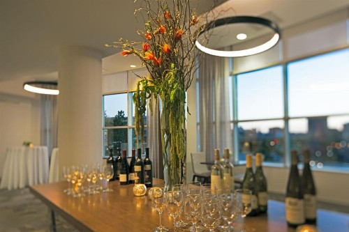 Kansas City Marriott Country Club Plaza - image 2