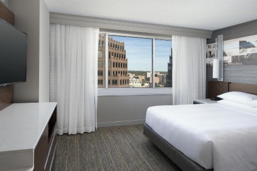 Kansas City Marriott Country Club Plaza - image 21