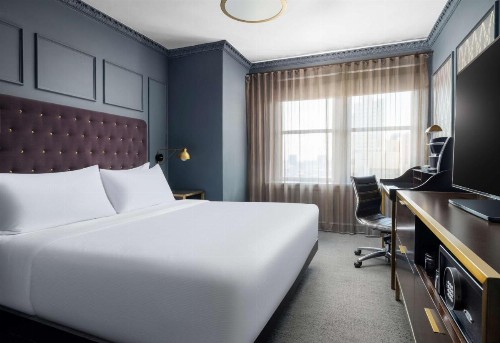 Hotel Phillips Kansas City Curio Collection By Hilton - image 25