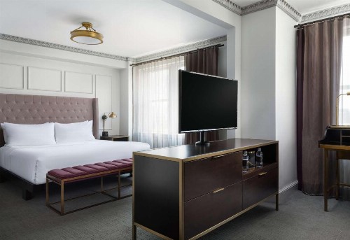 Hotel Phillips Kansas City Curio Collection By Hilton - image 40