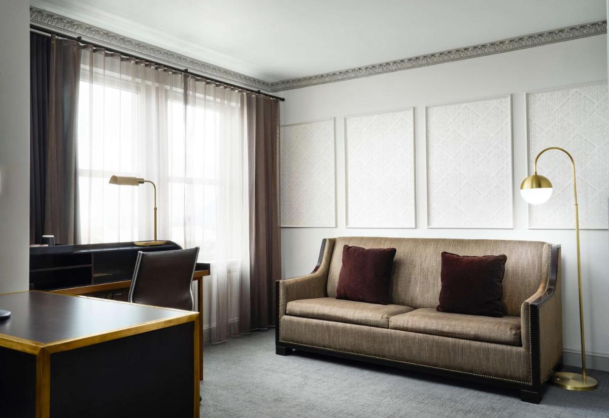 Hotel Phillips Kansas City Curio Collection By Hilton - image 7