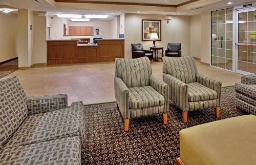 Candlewood Suites Kansas City Northeast an IHG Hotel - image 29