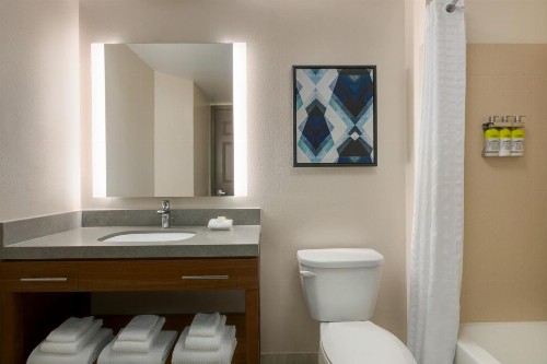 Candlewood Suites Kansas City Northeast an IHG Hotel - image 3