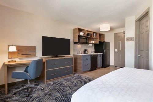 Candlewood Suites Kansas City Northeast an IHG Hotel - image 34