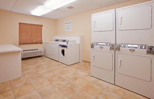 Candlewood Suites Kansas City Northeast an IHG Hotel - image 44
