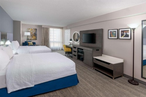 Hampton Inn & Suites Country Club Plaza - image 23