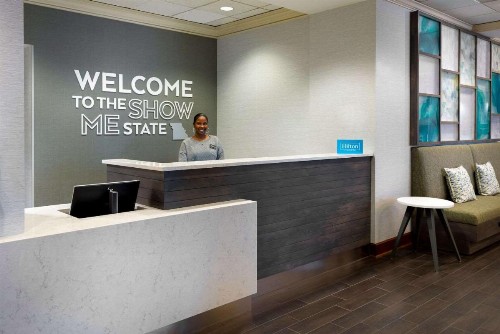 Hampton Inn & Suites Country Club Plaza - image 28