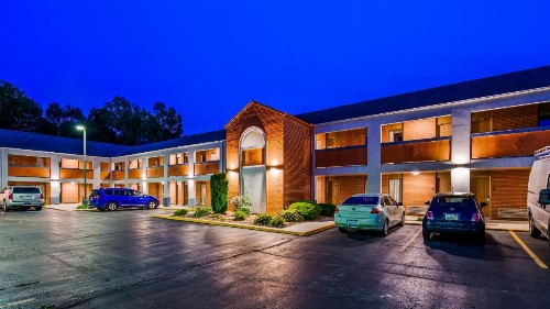Best Western Country Inn - North - image 3