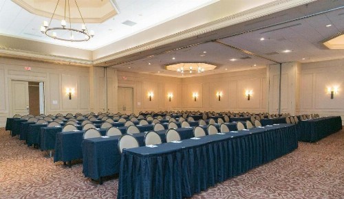 Adams Mark Hotel And Conference Center - image 9