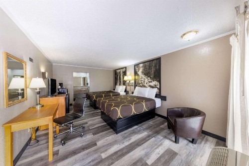 Super 8 by Wyndham Kansas City Airport - image 35