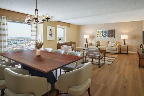 Sheraton Kansas City Hotel at Crown Center - image 15