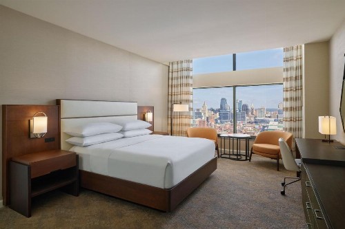 Sheraton Kansas City Hotel at Crown Center - image 26