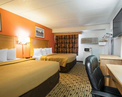Econo Lodge Kansas City Downtown North - image 7
