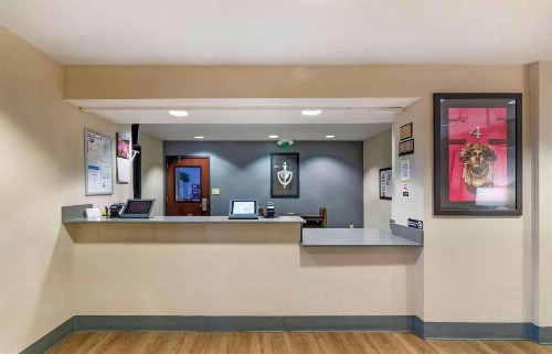 Extended Stay America Suites - Kansas City - Airport - image 21