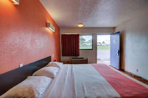 Motel 6-Kansas City MO - image 21