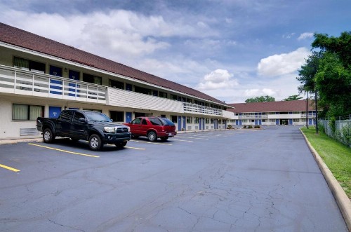 Motel 6-Kansas City MO - image 29