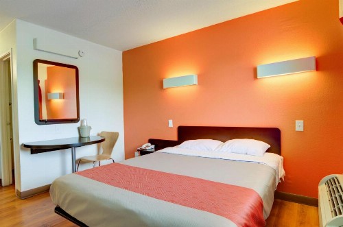 Motel 6-Kansas City MO - image 36