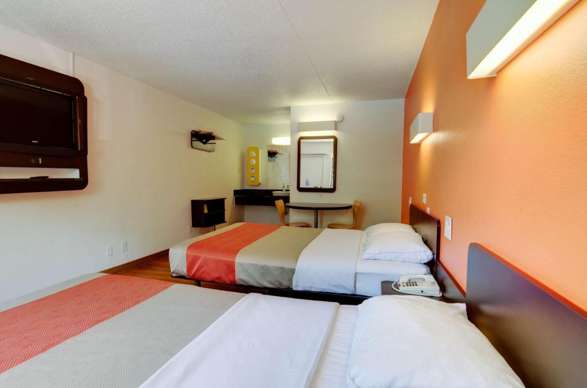 Motel 6-Kansas City MO - image 4