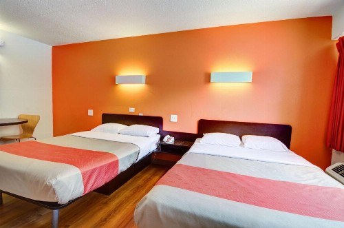 Motel 6-Kansas City MO - image 42