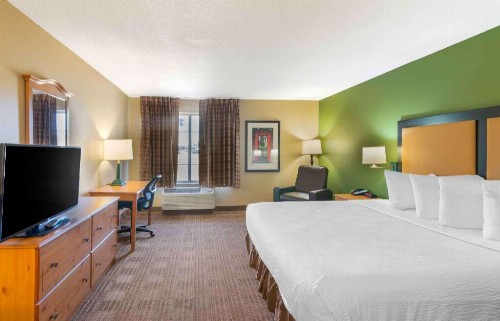 Extended Stay America Suites - Kansas City - Country Club Plaza - image 25