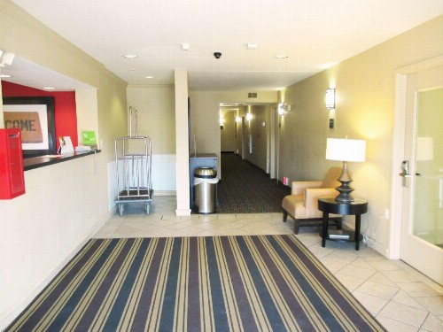 Extended Stay America Suites - Kansas City - Country Club Plaza - image 5