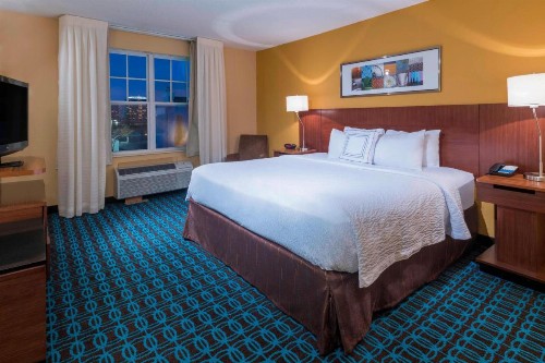 Fairfield Inn Kansas City Downtown/Union Hill - image 10