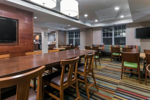Fairfield Inn Kansas City Downtown/Union Hill - image 27