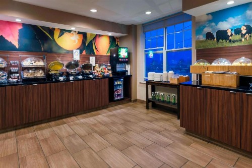 Fairfield Inn Kansas City Downtown/Union Hill - image 6