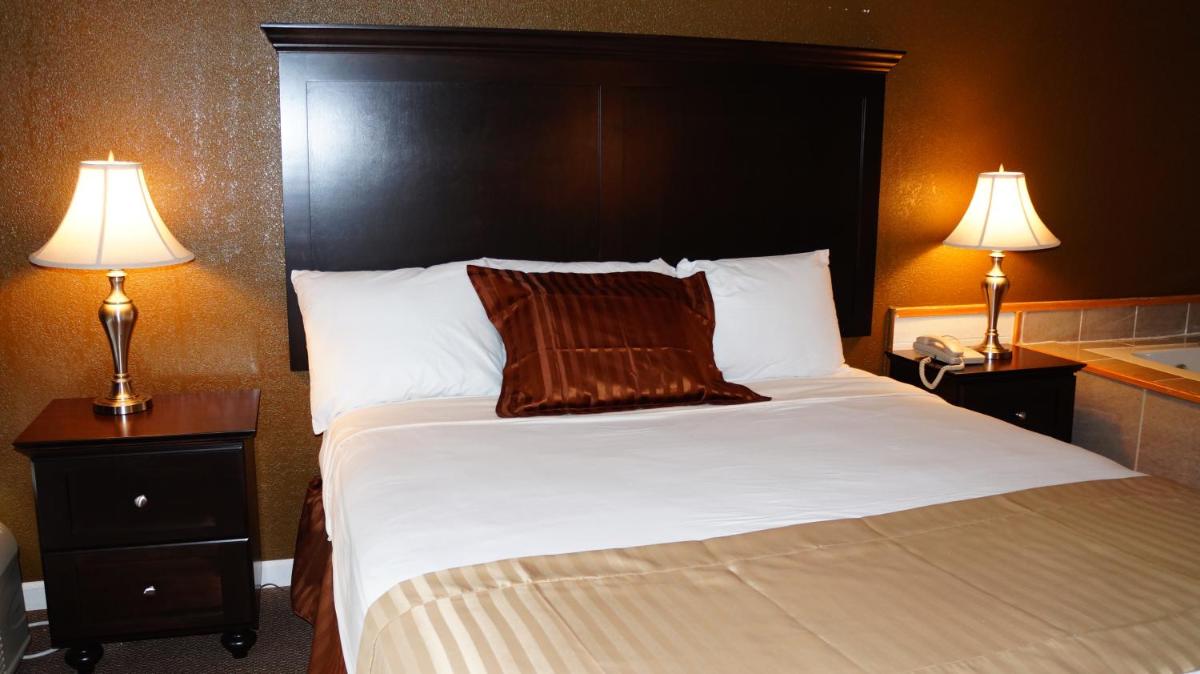 Americas Best Value Inn & Suites Kansas City - image 5