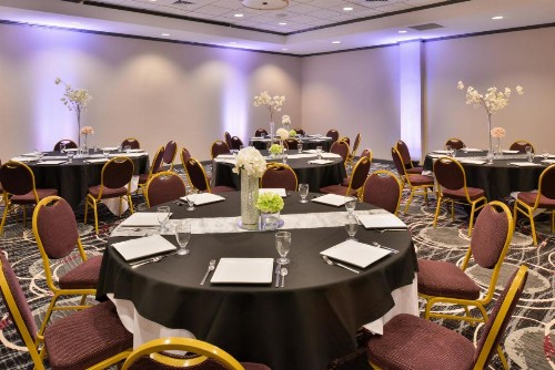 Holiday Inn Kansas City Airport an IHG Hotel - image 11