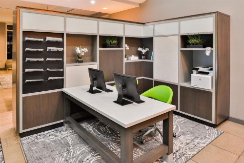 Holiday Inn Kansas City Airport an IHG Hotel - image 14