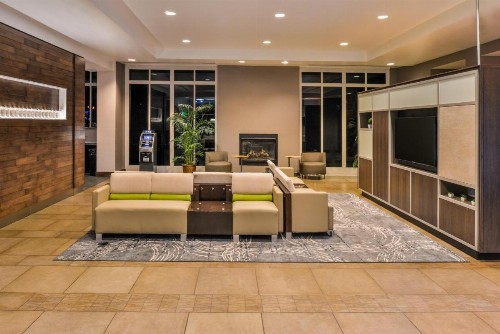 Holiday Inn Kansas City Airport an IHG Hotel - image 23