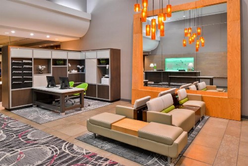 Holiday Inn Kansas City Airport an IHG Hotel - image 7