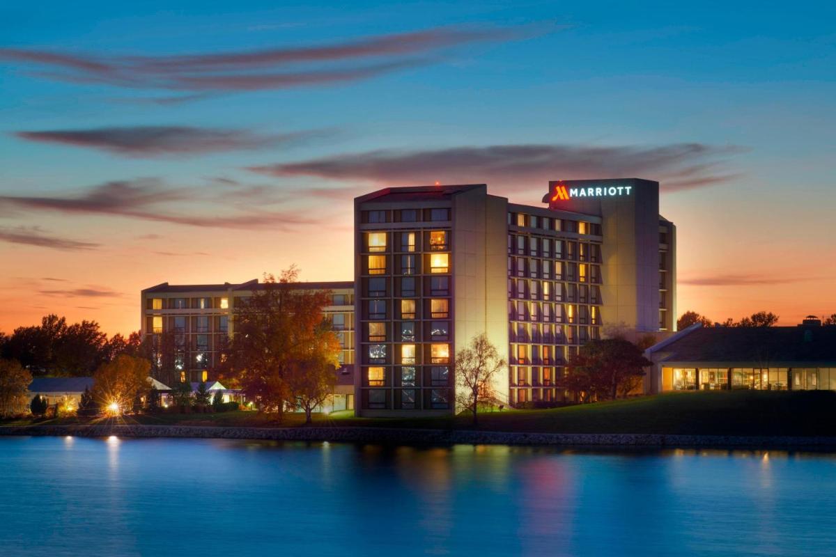 Kansas City Airport Marriott - main image