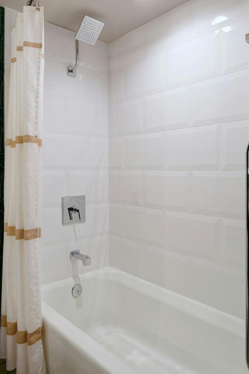 Kansas City Airport Marriott - image 3