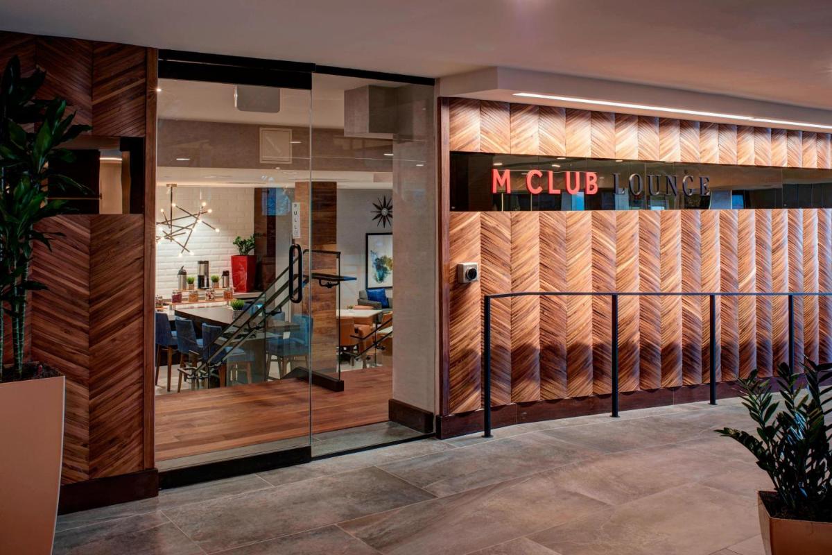 Kansas City Airport Marriott - image 5