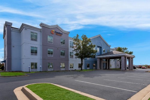 Comfort Suites Kansas City