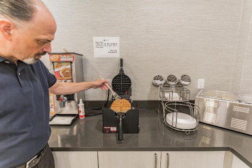 SureStay Plus Hotel by Best Western Kansas City Airport - image 18