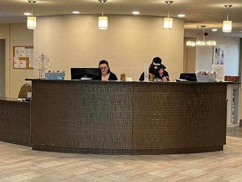 SureStay Plus Hotel by Best Western Kansas City Airport - image 25