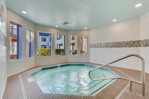 SureStay Plus Hotel by Best Western Kansas City Airport - image 28