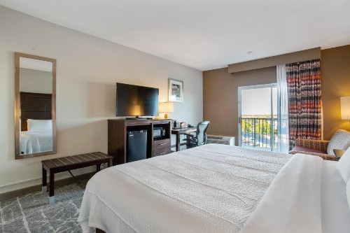 SureStay Plus Hotel by Best Western Kansas City Airport - image 32