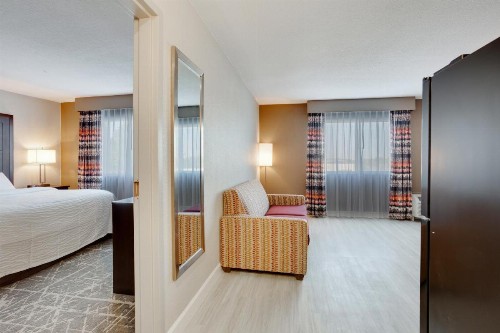 SureStay Plus Hotel by Best Western Kansas City Airport - image 38