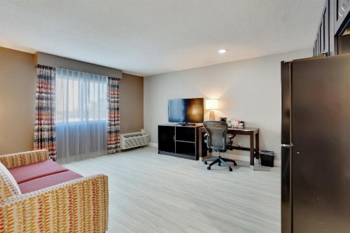 SureStay Plus Hotel by Best Western Kansas City Airport - image 4