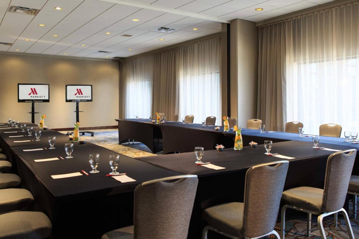 Kansas City Marriott Downtown - image 7